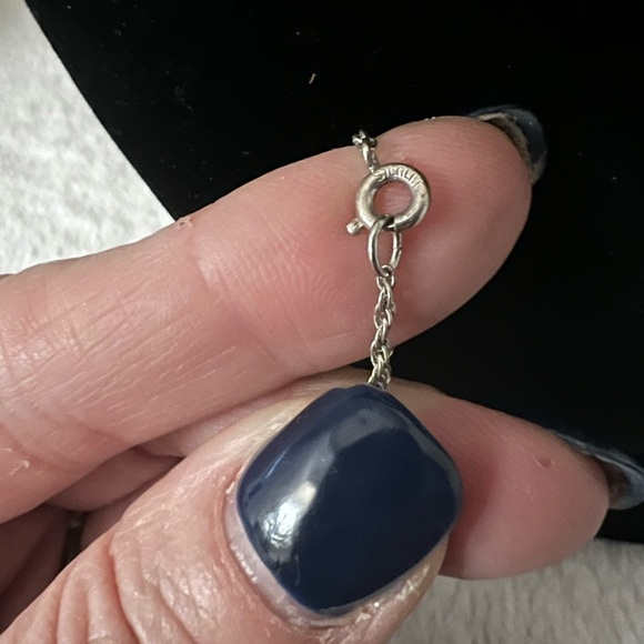 Vintage Camphor Glass Onyx Necklace - Picture 8 of 15